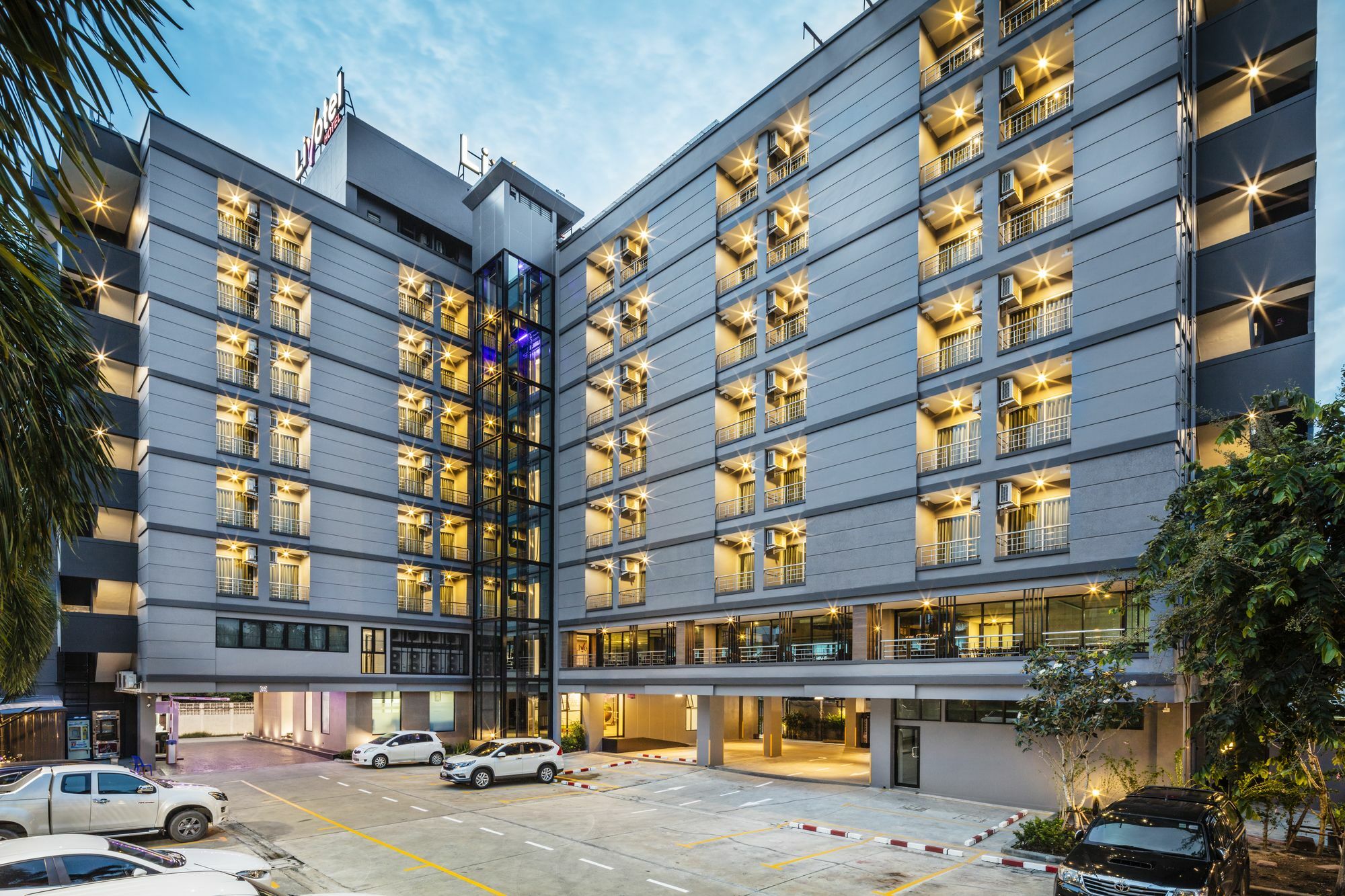 Livotel Hotel Hua Mak Bangkok Exterior foto