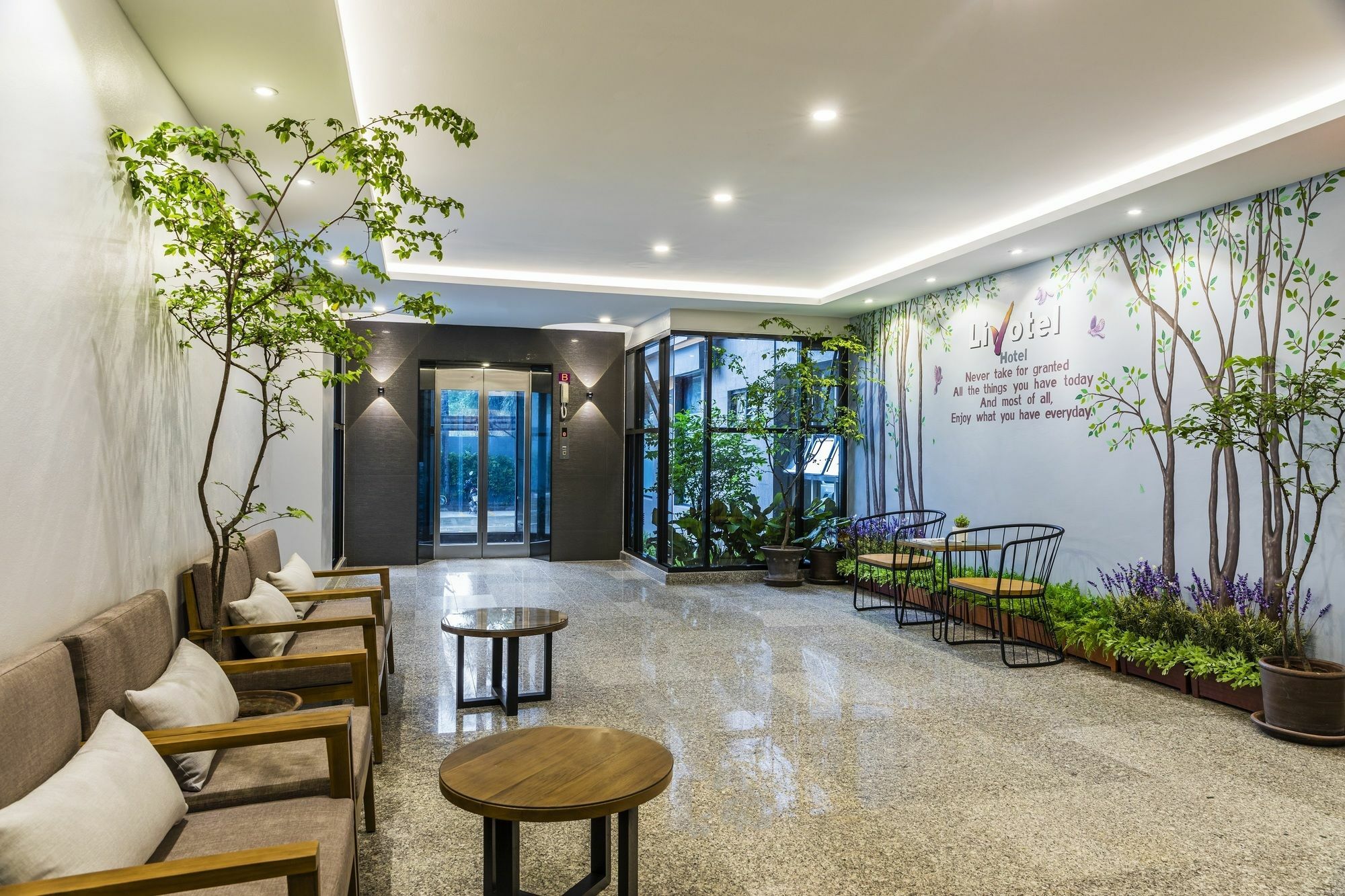 Livotel Hotel Hua Mak Bangkok Exterior foto